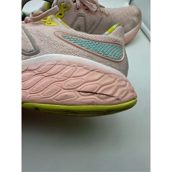 New Balance Womens Fresh Foam 1080v12 Running Shoe Pink Size‎ 11.5W/ 9.5M - Picture 6 of 7